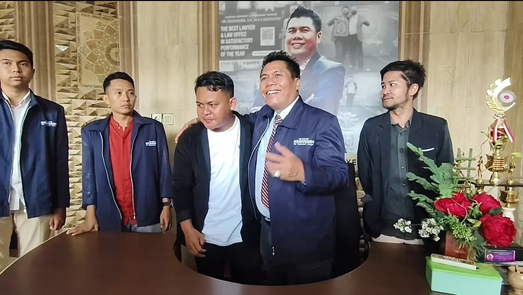 Usai Disomasi, Gilang Herlambang Klarifikasi dan Minta Maaf ke Kuasa Hukum Universitas Widyagama Malang