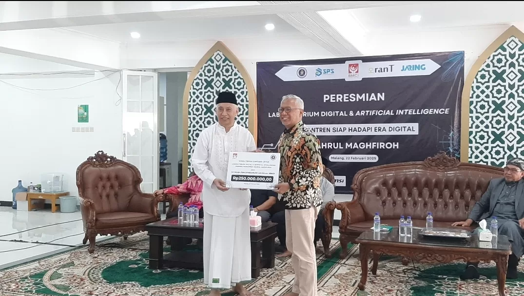 Ponpes Bahrul Maghfiroh Resmikan Laboratorium AI, Dukung Santri Kuasai Teknologi
