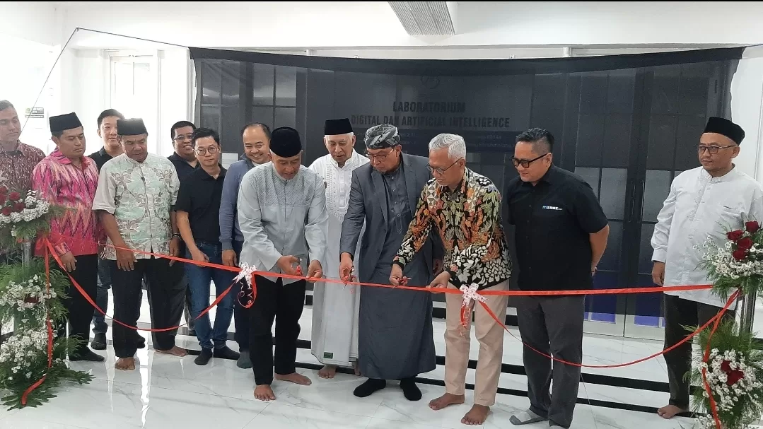 Gandeng Pemkot Malang, Ponpes Bahrul Maghfiroh Siapkan Santri Melek AI