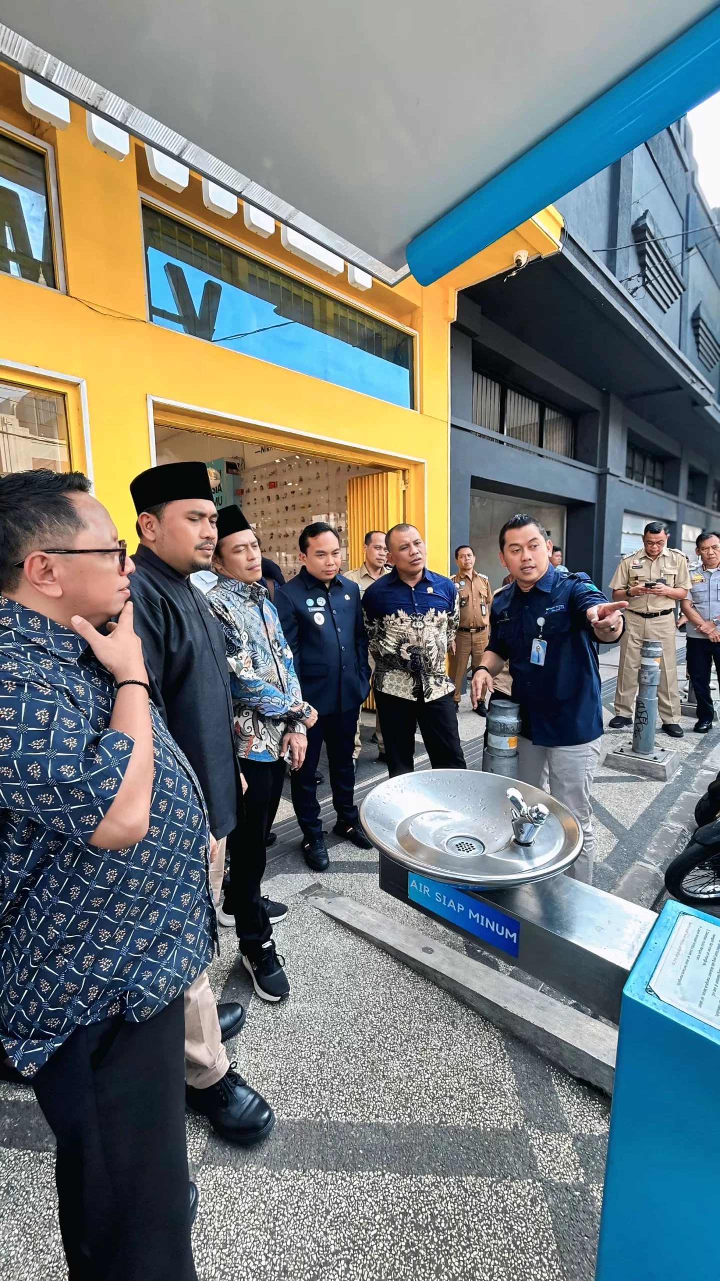 Tinjau Anjungan Air Siap Minum Tugu Tirta, Komisi A DPRD Jawa Timur Sebut Layak Jadi Percontohan Daerah Lain